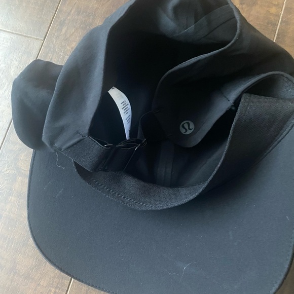 Lululemon Fast and Free Black Running hat - Picture 8 of 11